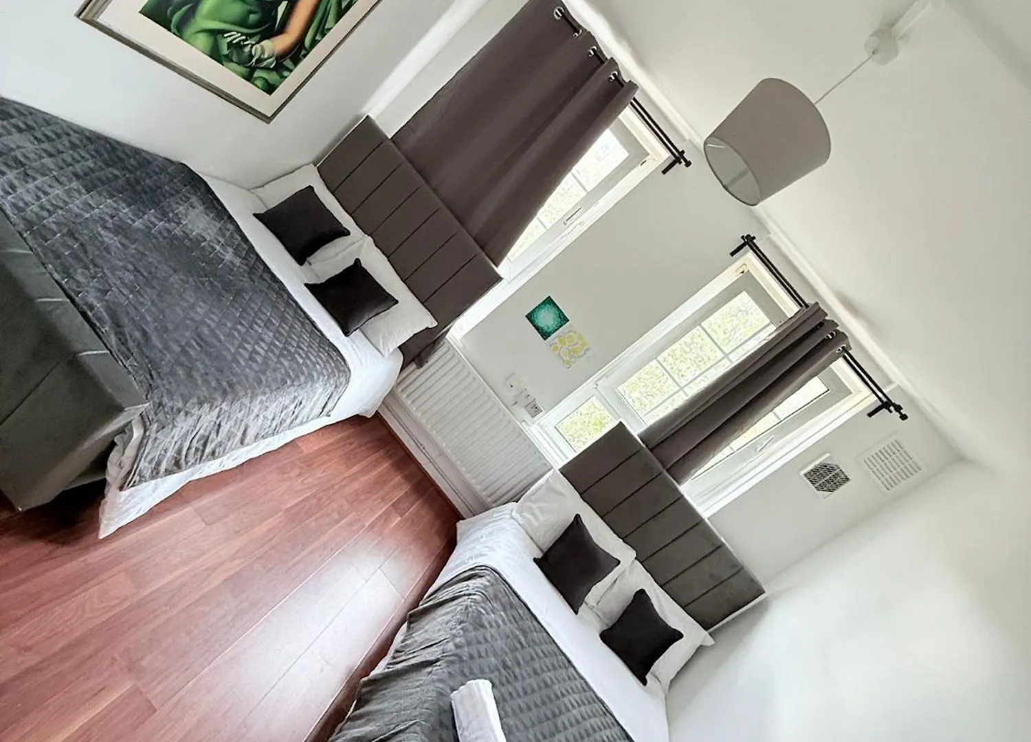 Homestay Shadwell Chic Stay- Private Room In Ring House, 3 Minutes To Station, Near Central London